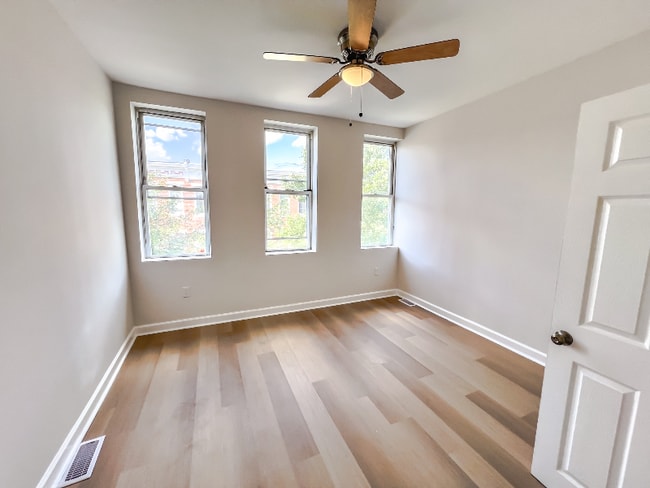 Building Photo - 431 Whitridge Ave