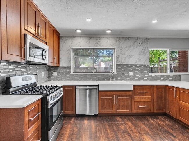Building Photo - 4430 Echo Falls Dr