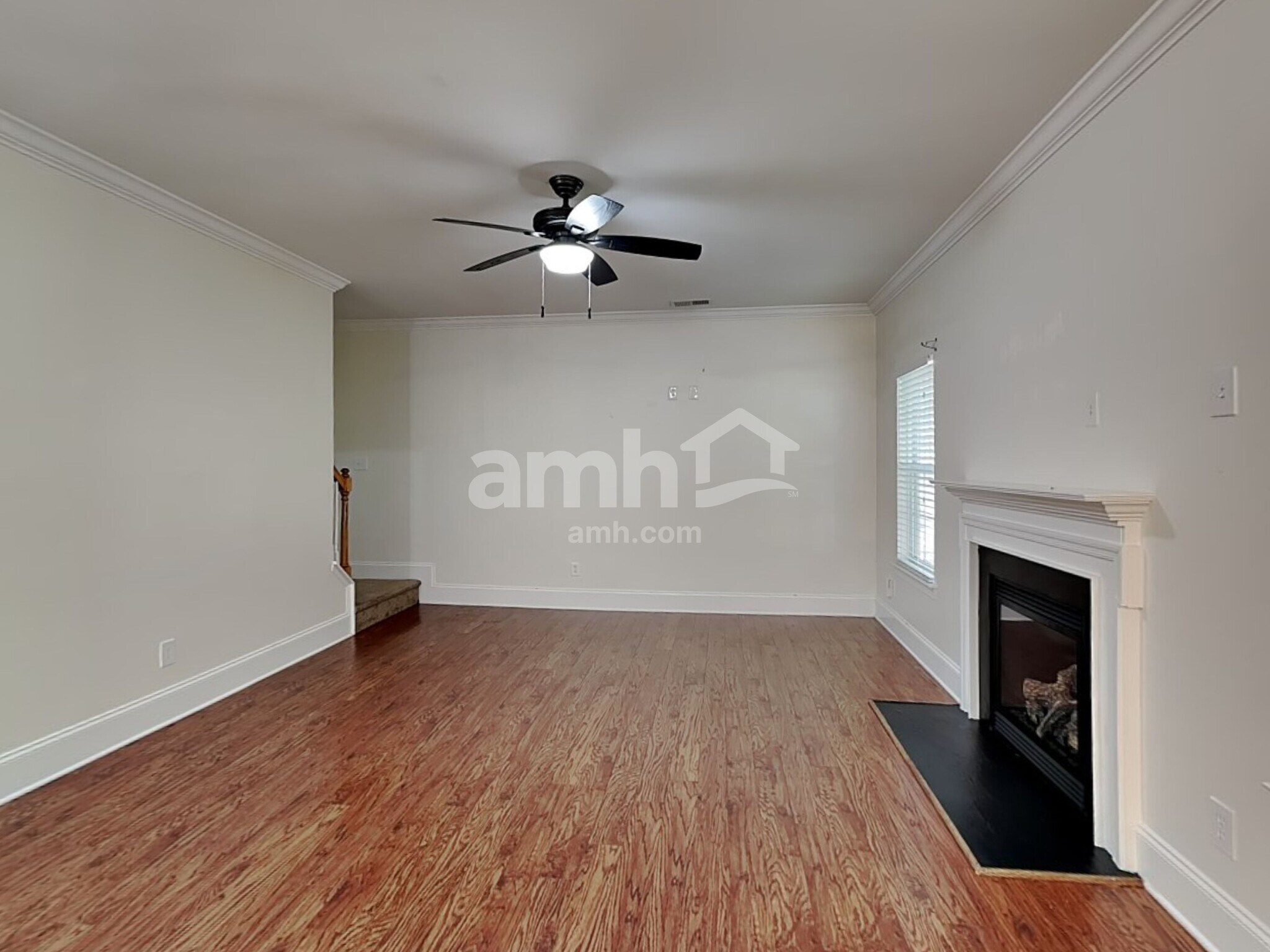 Building Photo - 2902 Island Point Dr NW