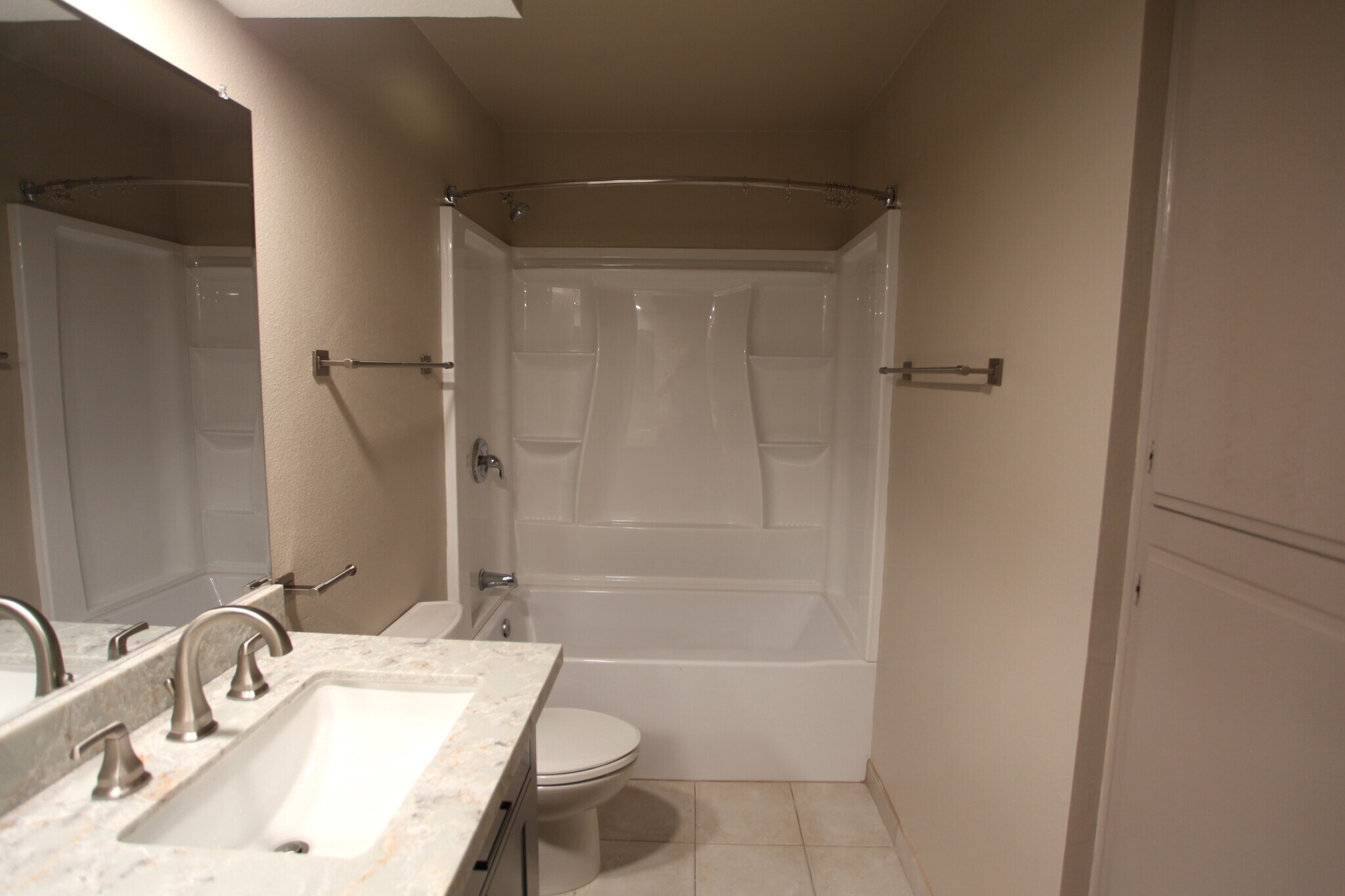 BATHROOM - 6878 Navajo Rd