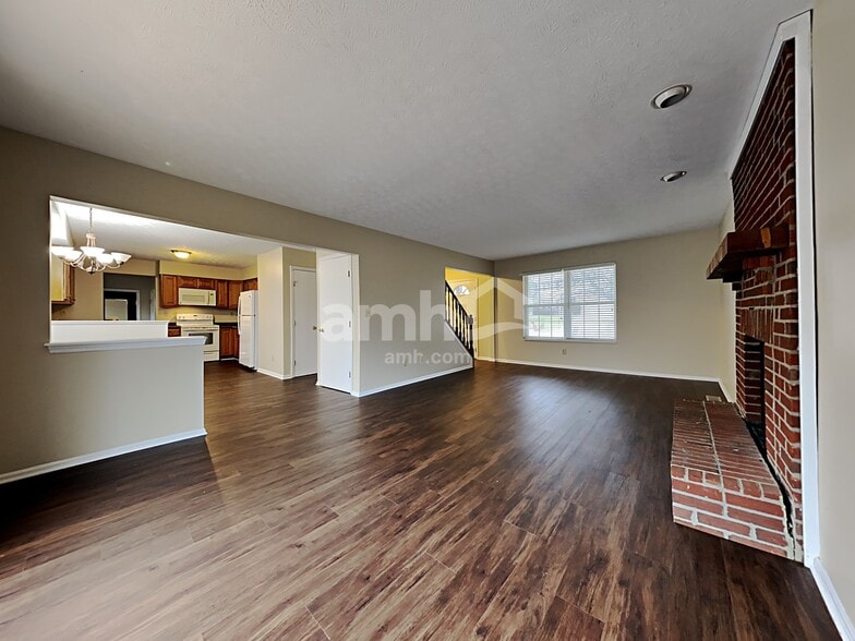 Building Photo - 6518 Jayfield Dr