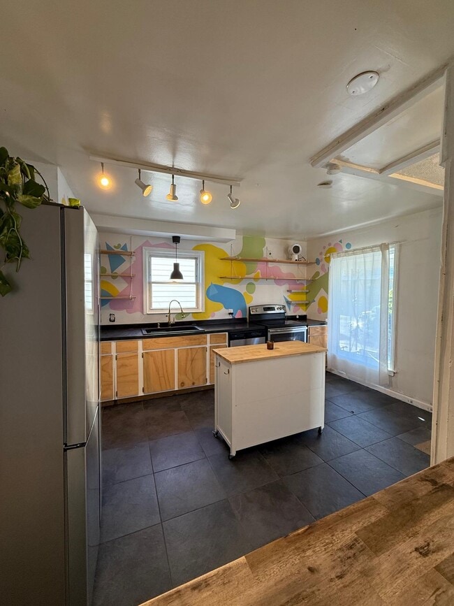 Building Photo - 12062 Moran St