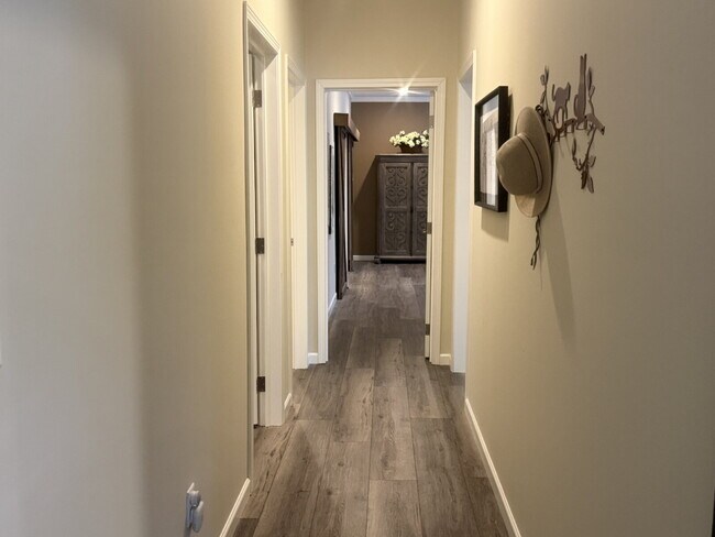 Building Photo - Immaculate Newer 3BR/2BA Brevard Home with Open Layout – Pet-Friendly