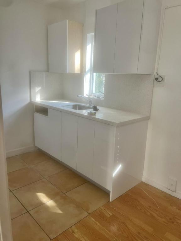 Primary Photo - 28 Majorca Ave