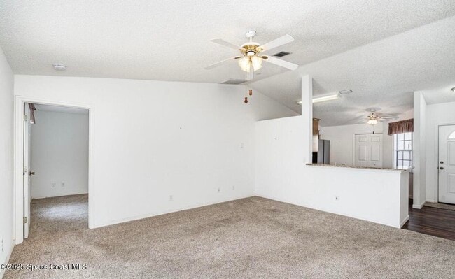 Building Photo - 1964 Bayhill Dr