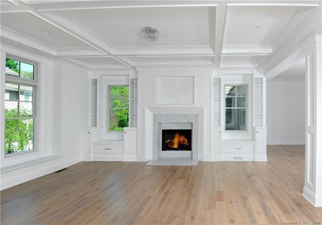 Building Photo - 1 Home Pl