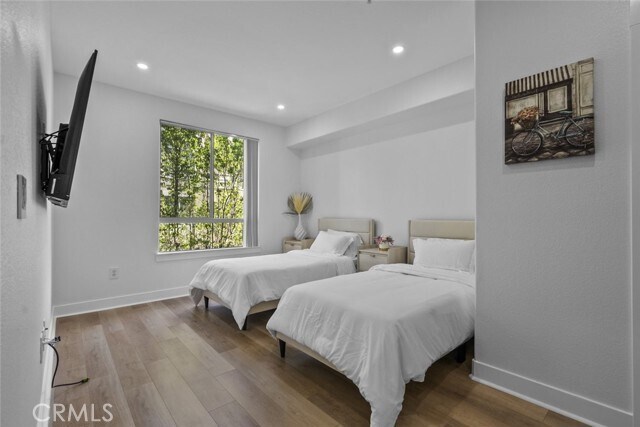 Building Photo - 24507 Town Center Dr