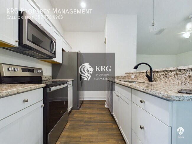 Building Photo - 8352 SE 158th Pl