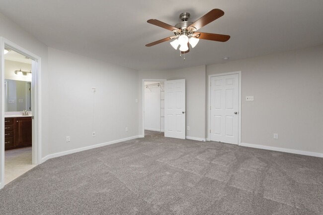 Building Photo - 4102 Pale Moon Ct