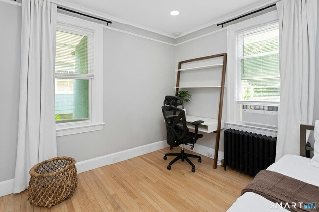 Building Photo - 137 Rock Spring Rd