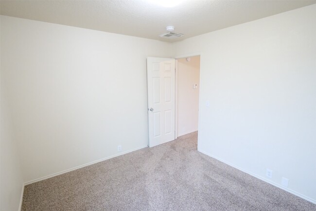 Building Photo - 4814 Dark Canyon Ct