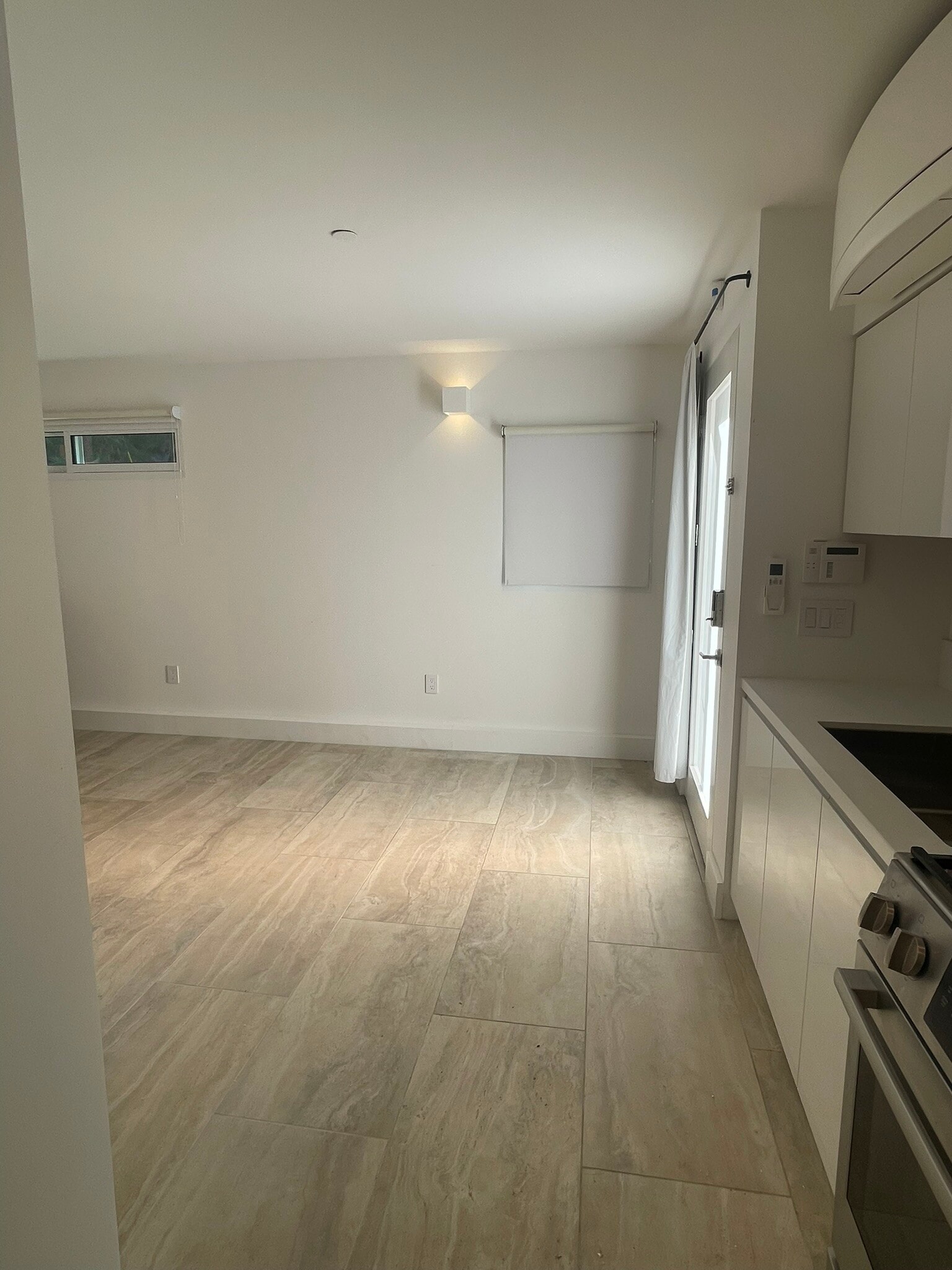 Interior - 5111 Ocean Front Walk