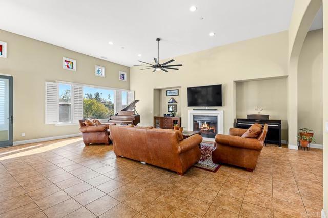 Building Photo - 29472 Welk Highland Dr