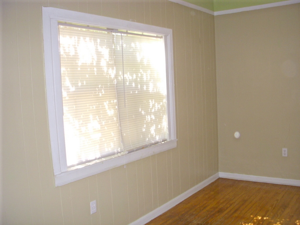 Building Photo - 305 S Magnolia St