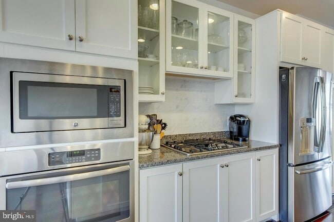 Building Photo - 42261 Riggins Ridge Terrace