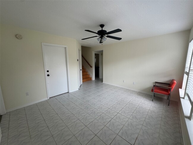 Building Photo - 12827 Waybridge St