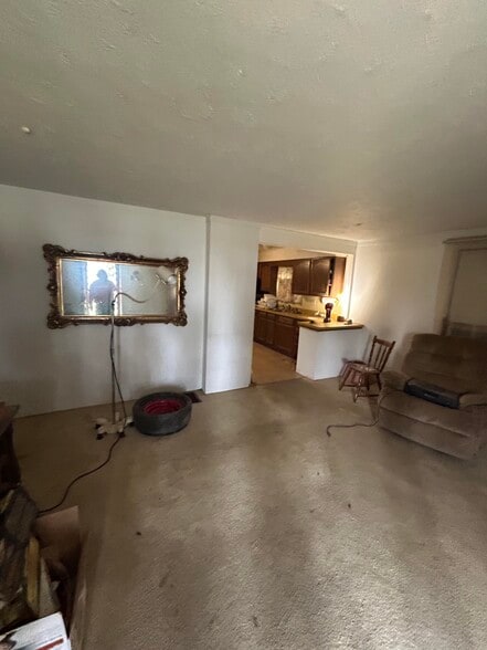 Building Photo - 61 S 49th St