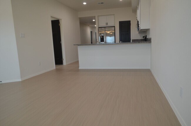 Building Photo - 1438 Walker Pl Blvd