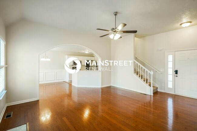 Building Photo - 4 Bedroom Pet-Friendly Home in GALLATIN, TN with Main Street Renewal