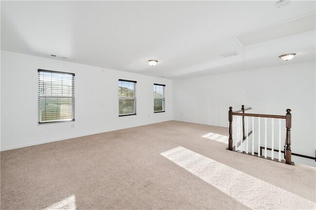 Building Photo - 1586 Garden View Dr