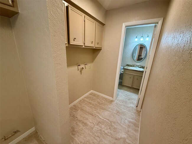 Building Photo - 5429 10th St