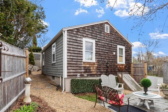 Building Photo - 34 High St