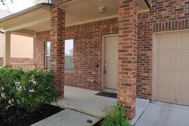 Building Photo - 249 Nomad Ln