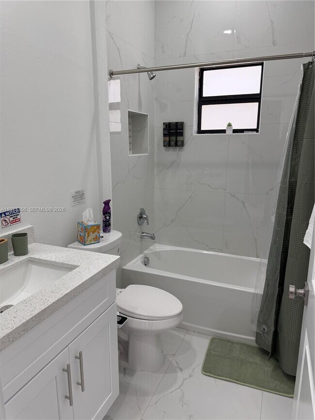 Building Photo - 18 Organ St