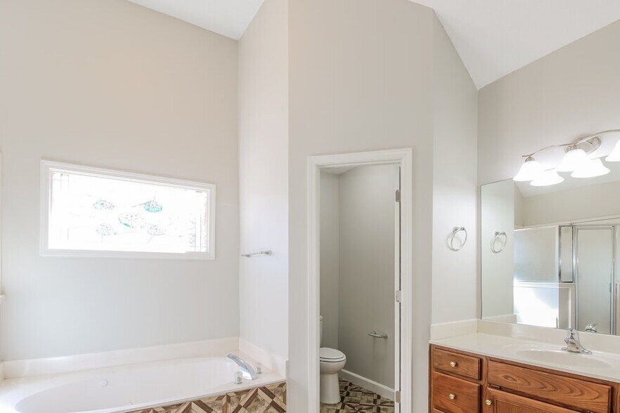 Building Photo - 1470 Cider House Ln