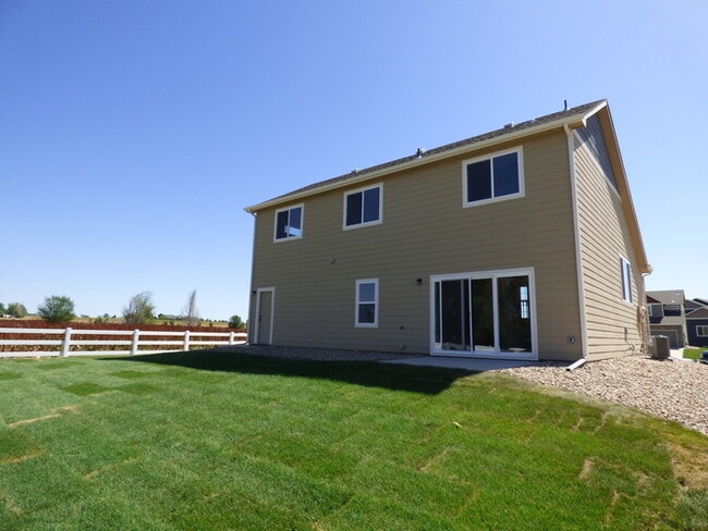 Building Photo - Two Story, 3 Bedroom Home in Village East Subdivision in Windsor