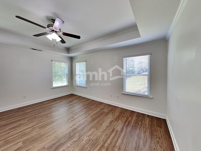 Building Photo - 1327 Weatherbrook Cir