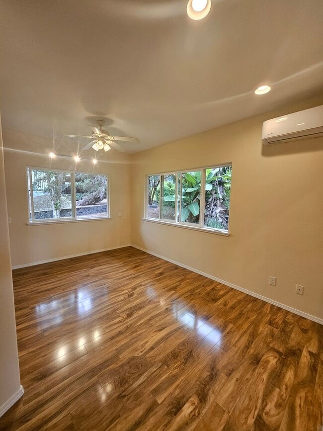 Building Photo - Beautiful 3 Bedroom Home in Upper Kaumana