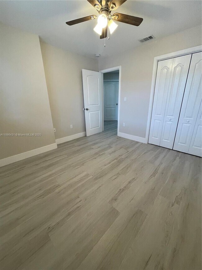 Building Photo - 14268 SW 126th Pl