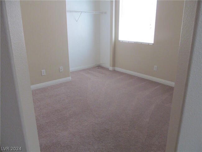 Building Photo - 7225 Fern Meadow St