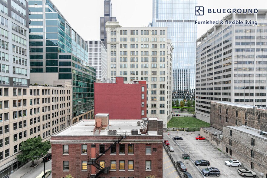 Building Photo - 601 W Jackson Blvd