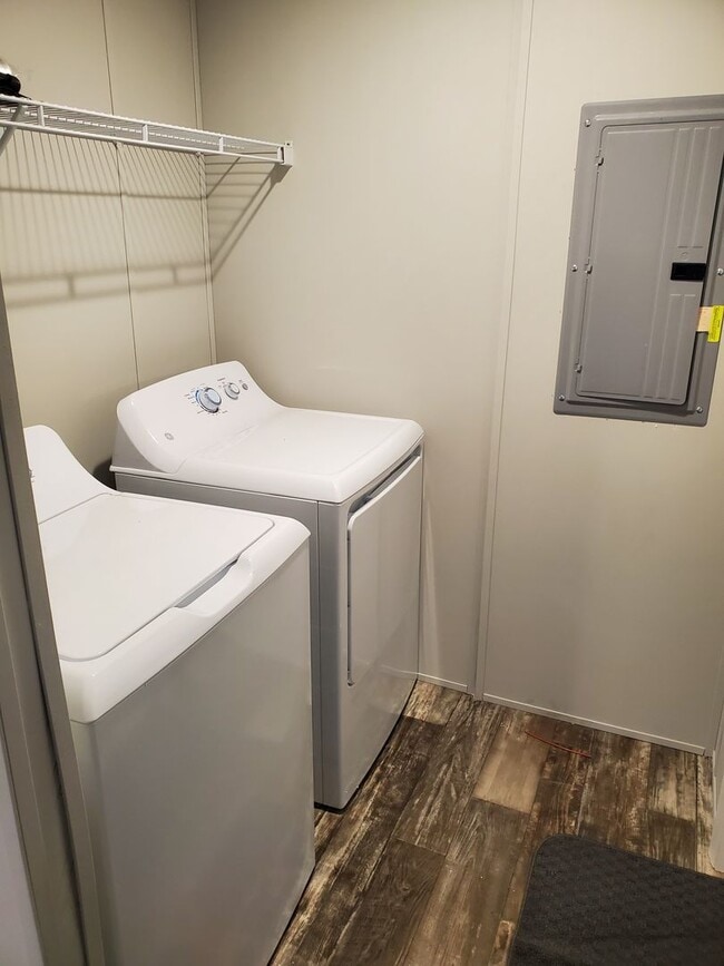 Building Photo - Brand new build 3 bedroom 2 bath modular h...