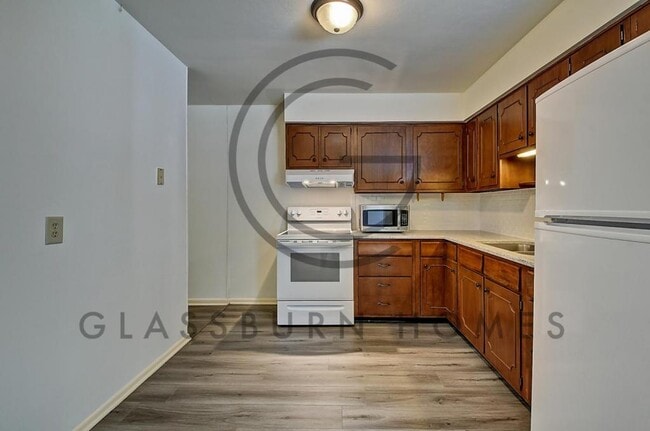 Building Photo - 3203 S Holt Rd