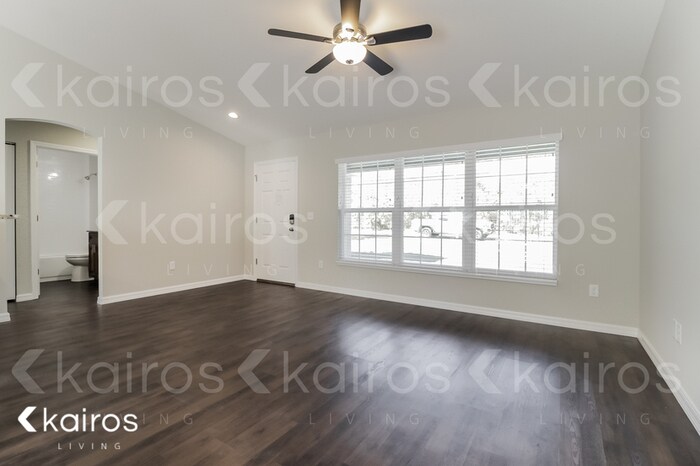 Building Photo - 2642 SW 165th Street Rd