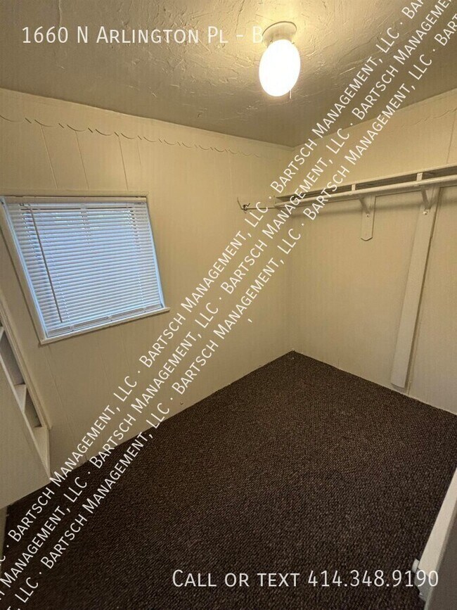 Building Photo - 1660 N Arlington Pl