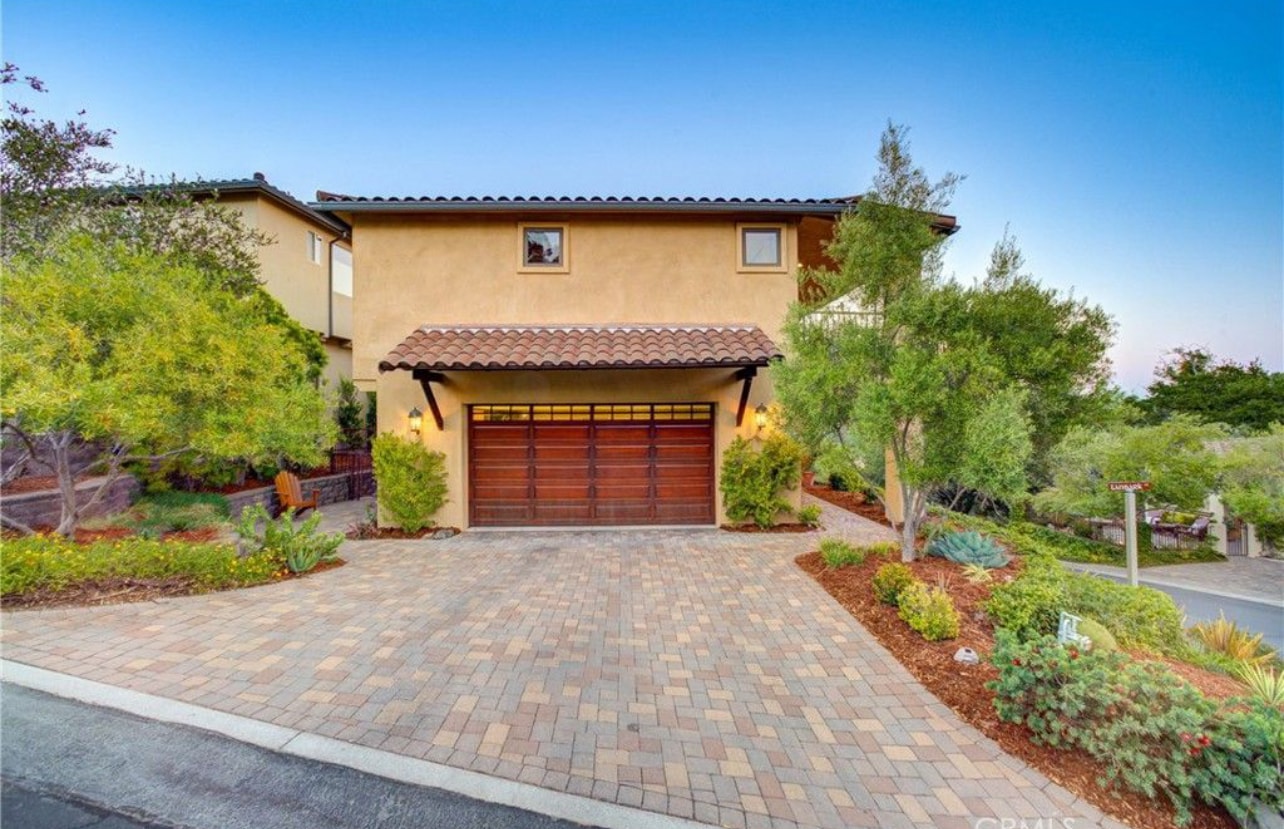 Garage - 5595 Tanbark Ct