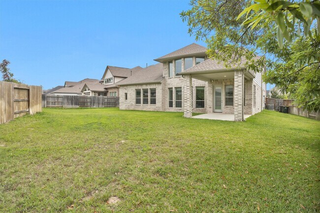 Building Photo - 634 Cibolo Creek Dr