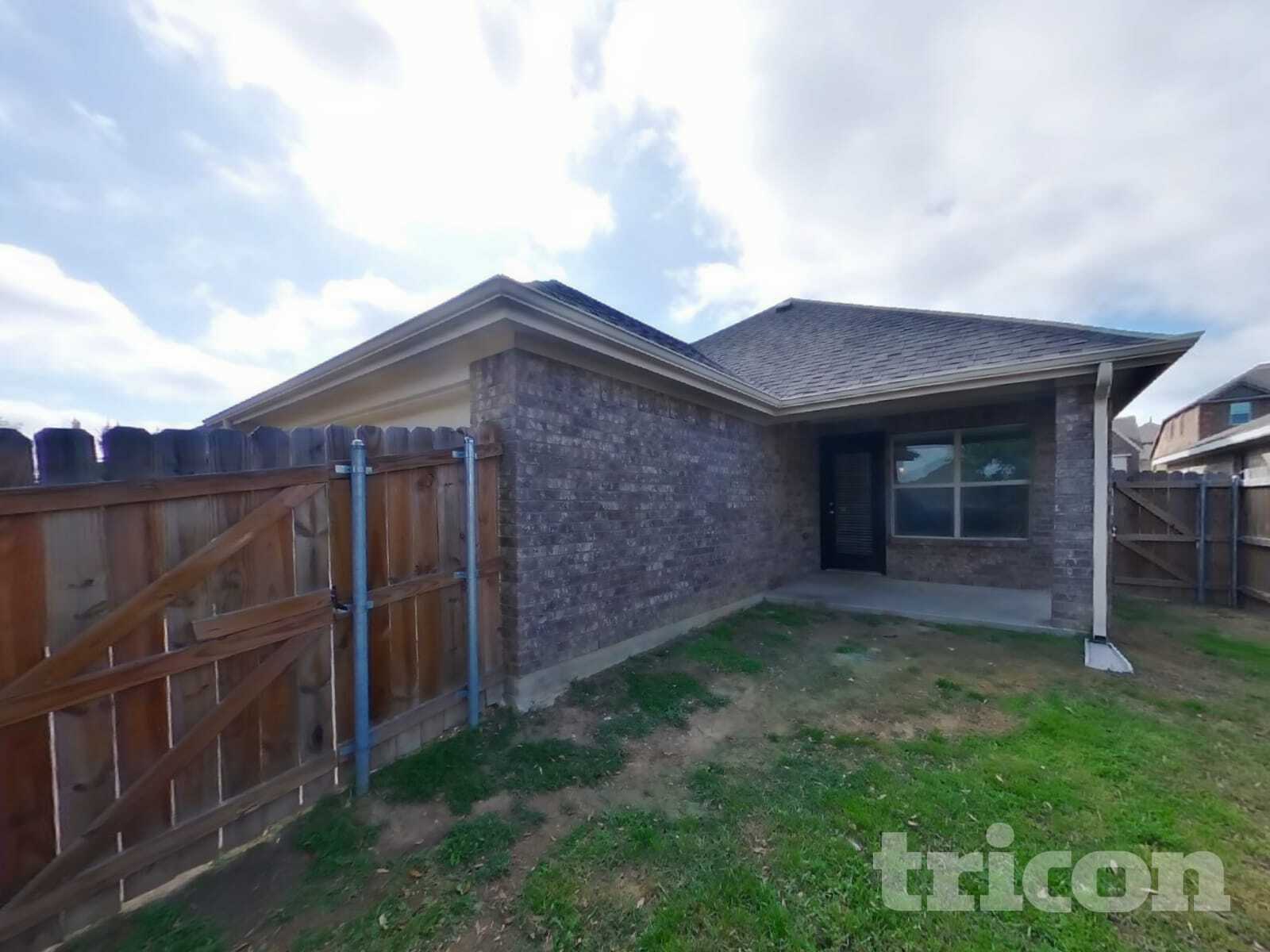 Building Photo - 5856 Burgundy Rose Dr