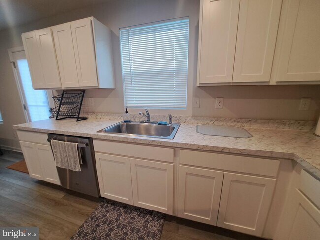 Building Photo - 32035 Windjammer Dr