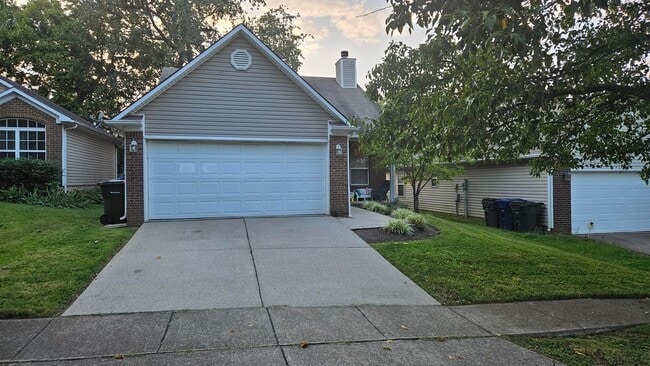 Primary Photo - 265 Darenia Ln