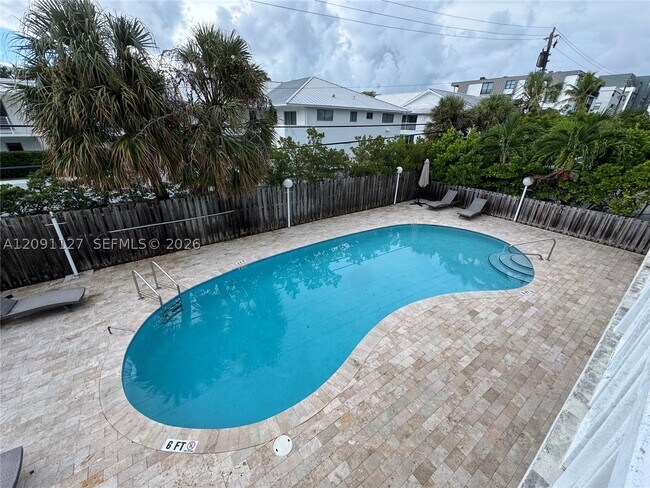 Building Photo - 240 Galen Dr