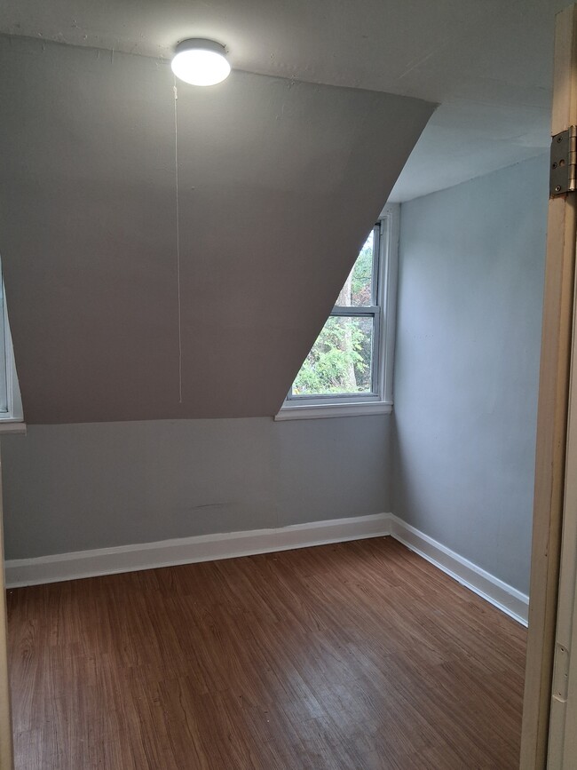 Building Photo - 6 Dudley St