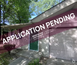 Building Photo - 2 Bedroom Garden Home - Allendale Boulevar...
