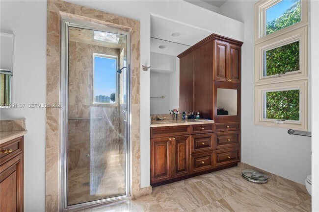 Building Photo - 4900 Sanctuary Ln