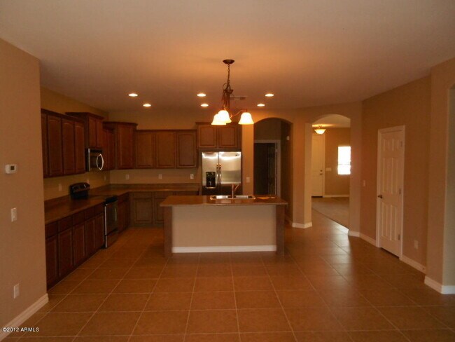 Building Photo - 2751 E Ficus Way