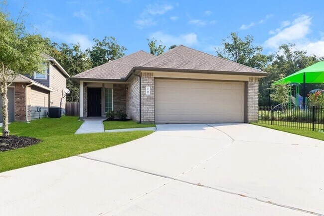 Primary Photo - 2700 Madison Ct
